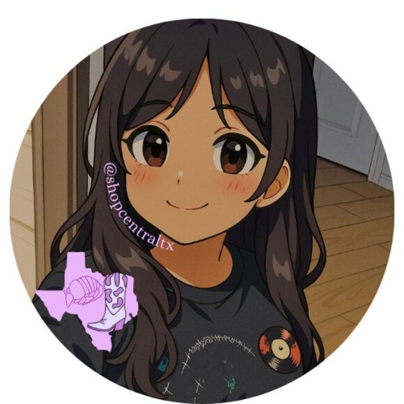 Meet your Posher, Alyssa - Picture 2 of 2